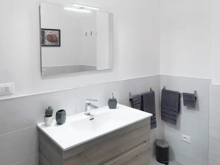 nest di cri bilocale in zona fiera - urban nest appartamenti e case vacanze a Bologna