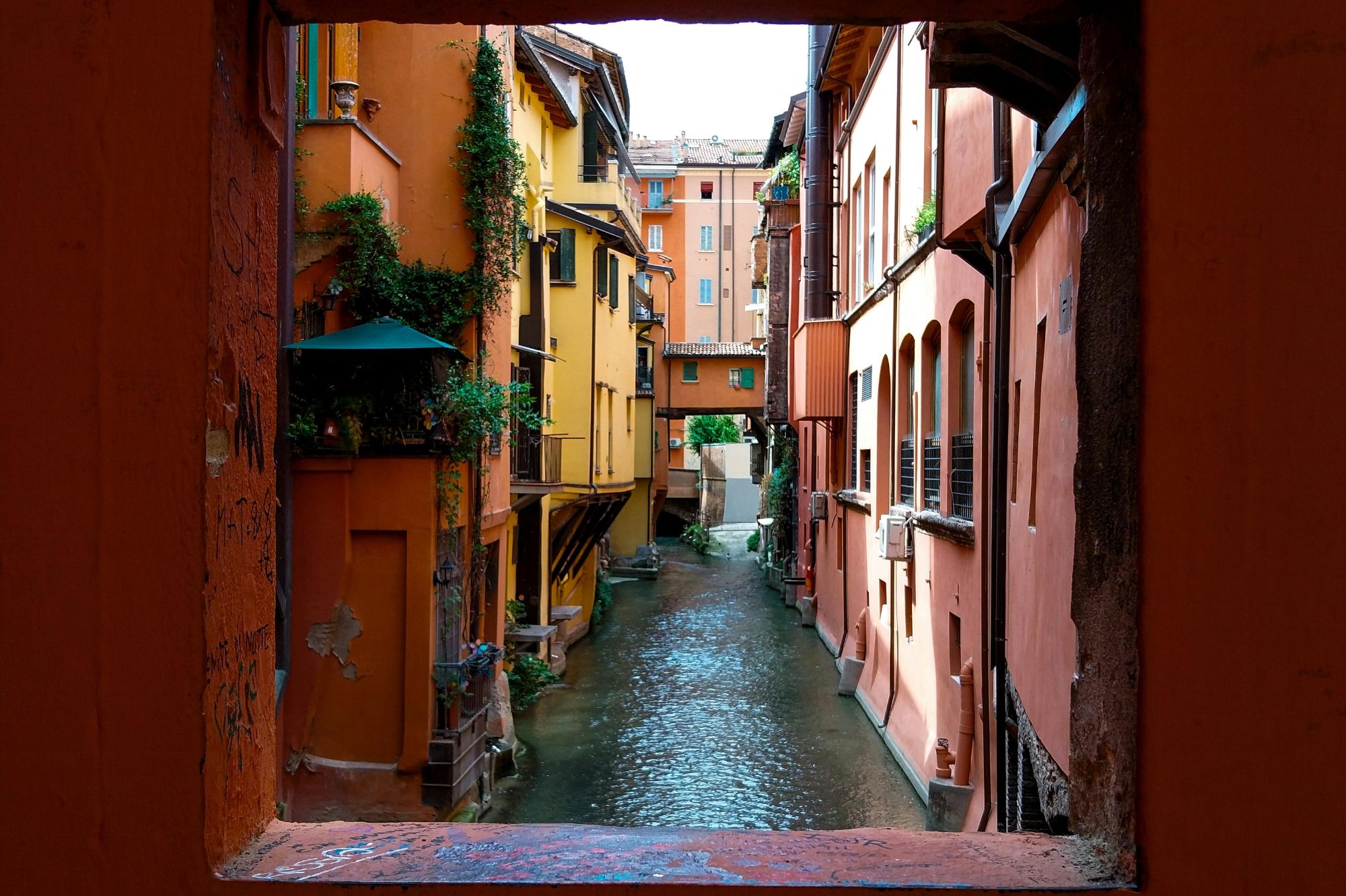 Cosa fare a Bologna – Le esperienze meno conosciute dai turisti. Finestrella di via Piella