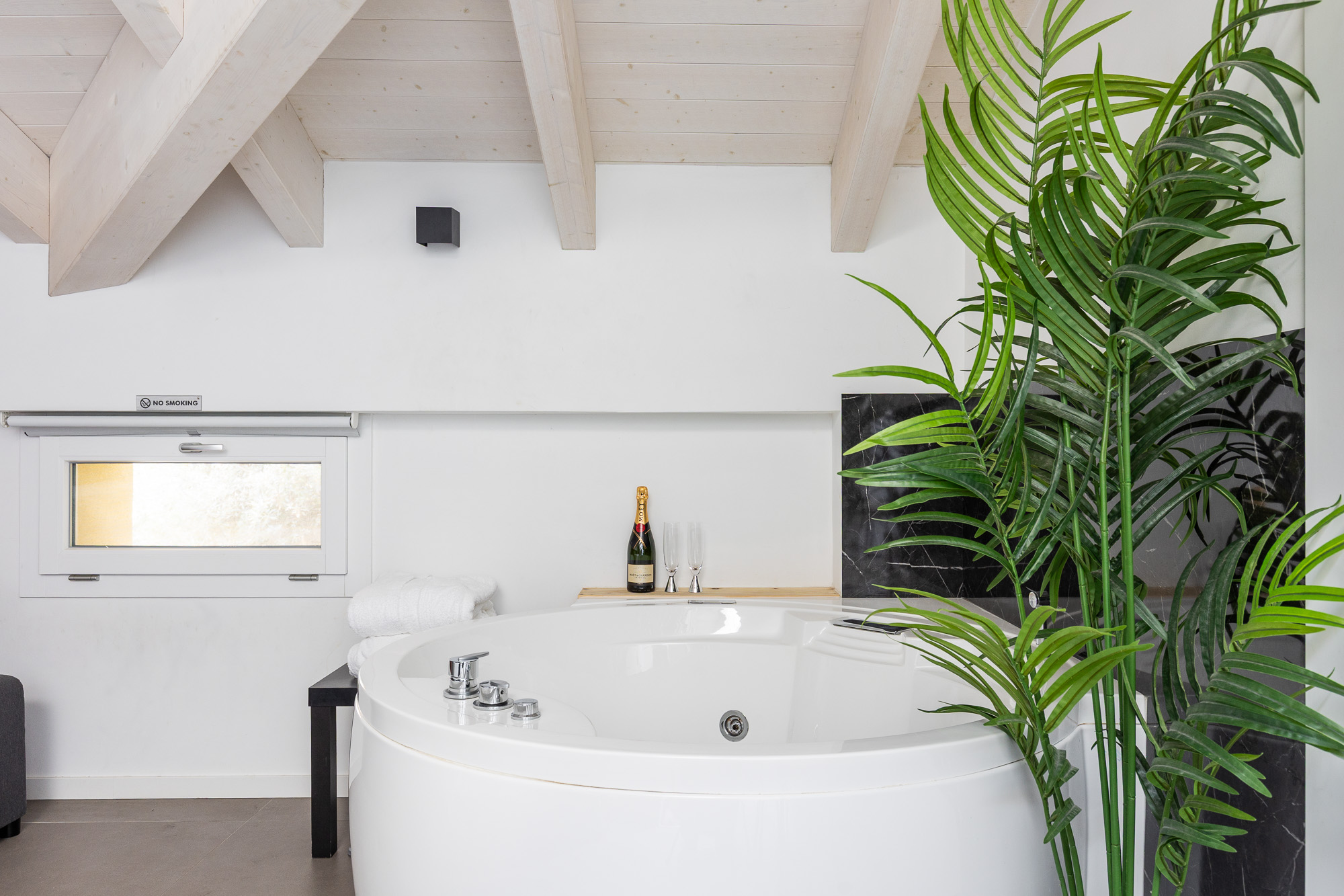 Suite 6 superior in zona ospedale Sant'Orsola - urban nest appartamenti e case vacanze a Bologna