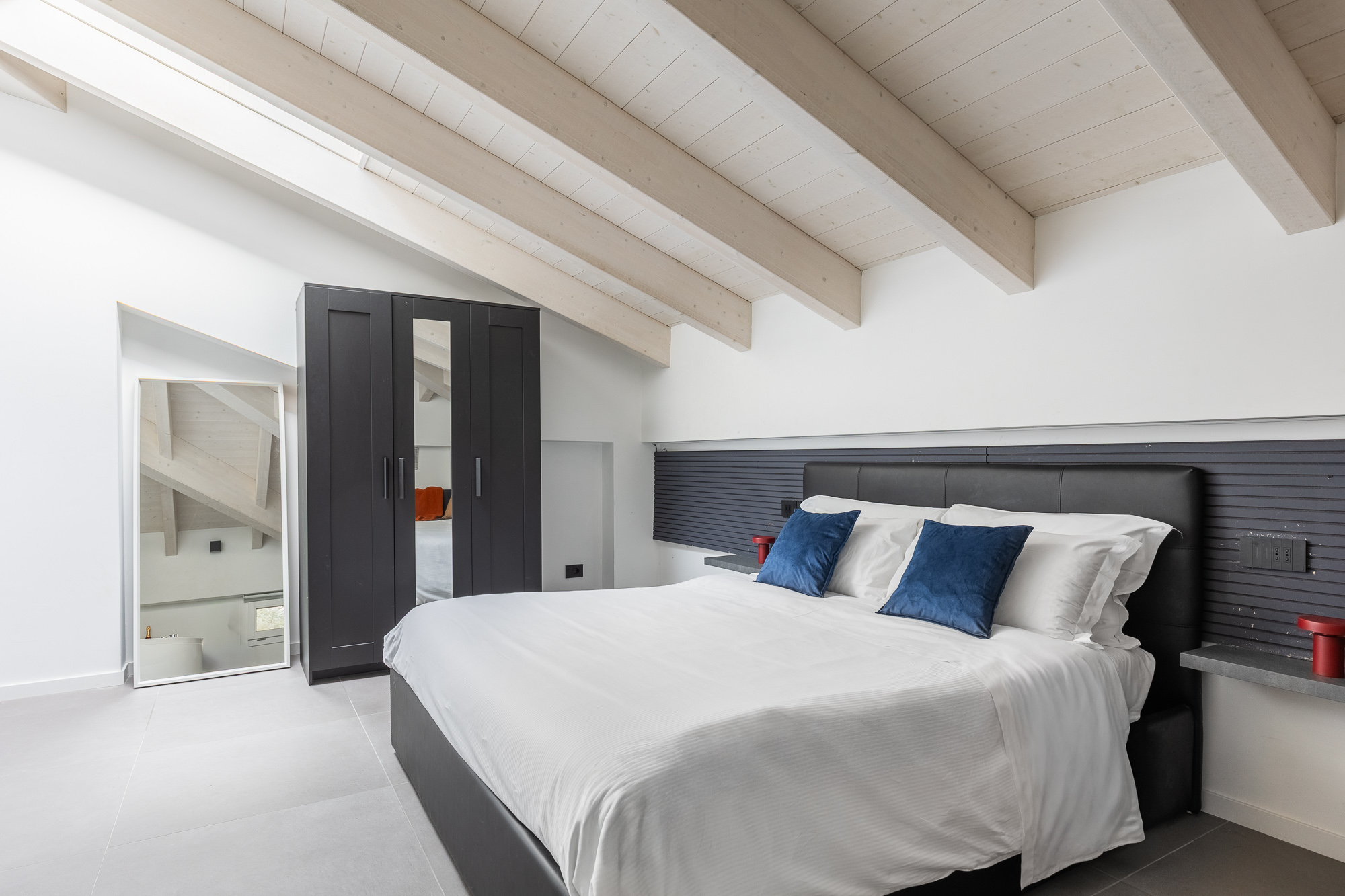 Suite 6 superior in zona ospedale Sant'Orsola - urban nest appartamenti e case vacanze a Bologna