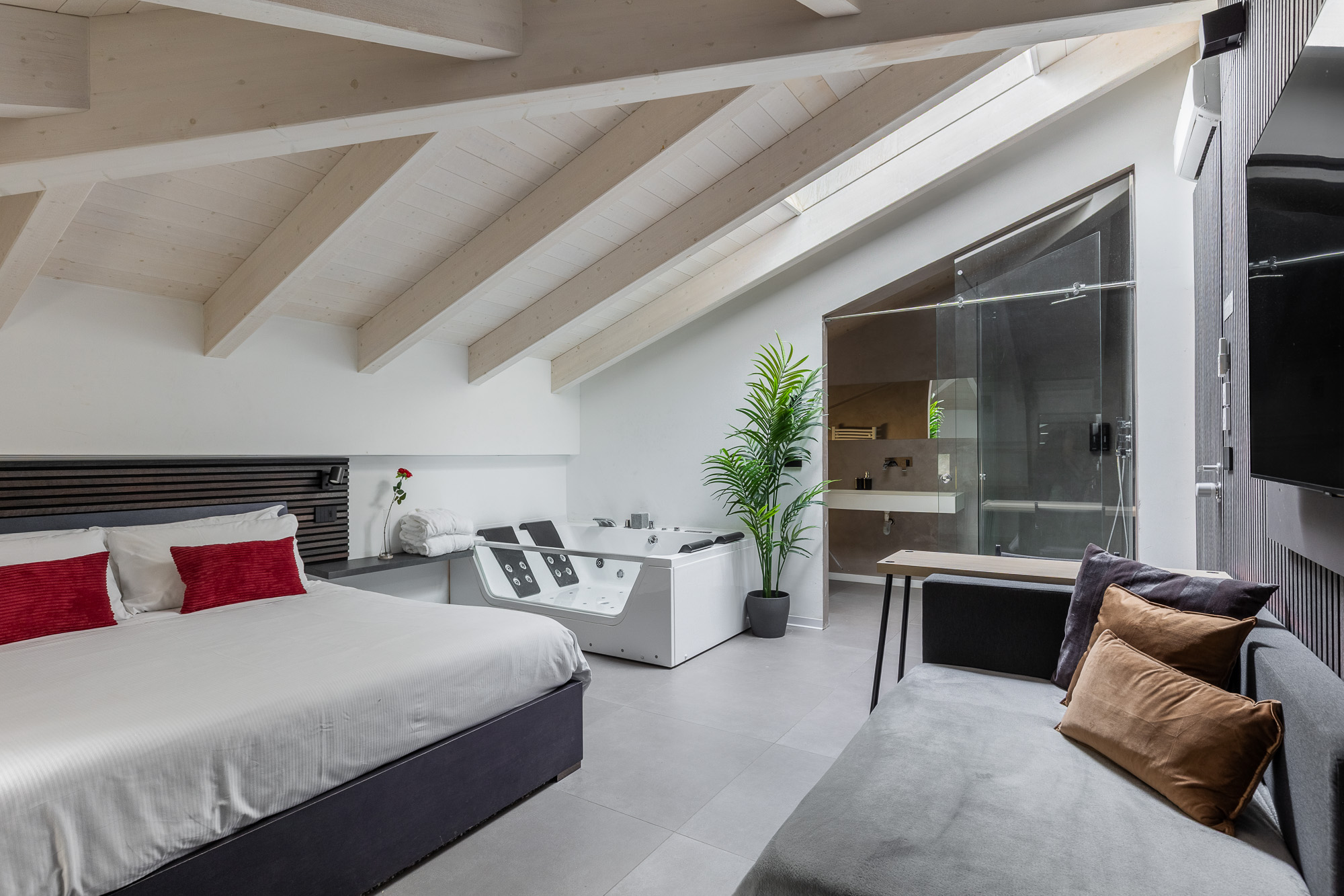 Suite 5 superior in zona ospedale Sant'Orsola - urban nest appartamenti e case vacanze a Bologna