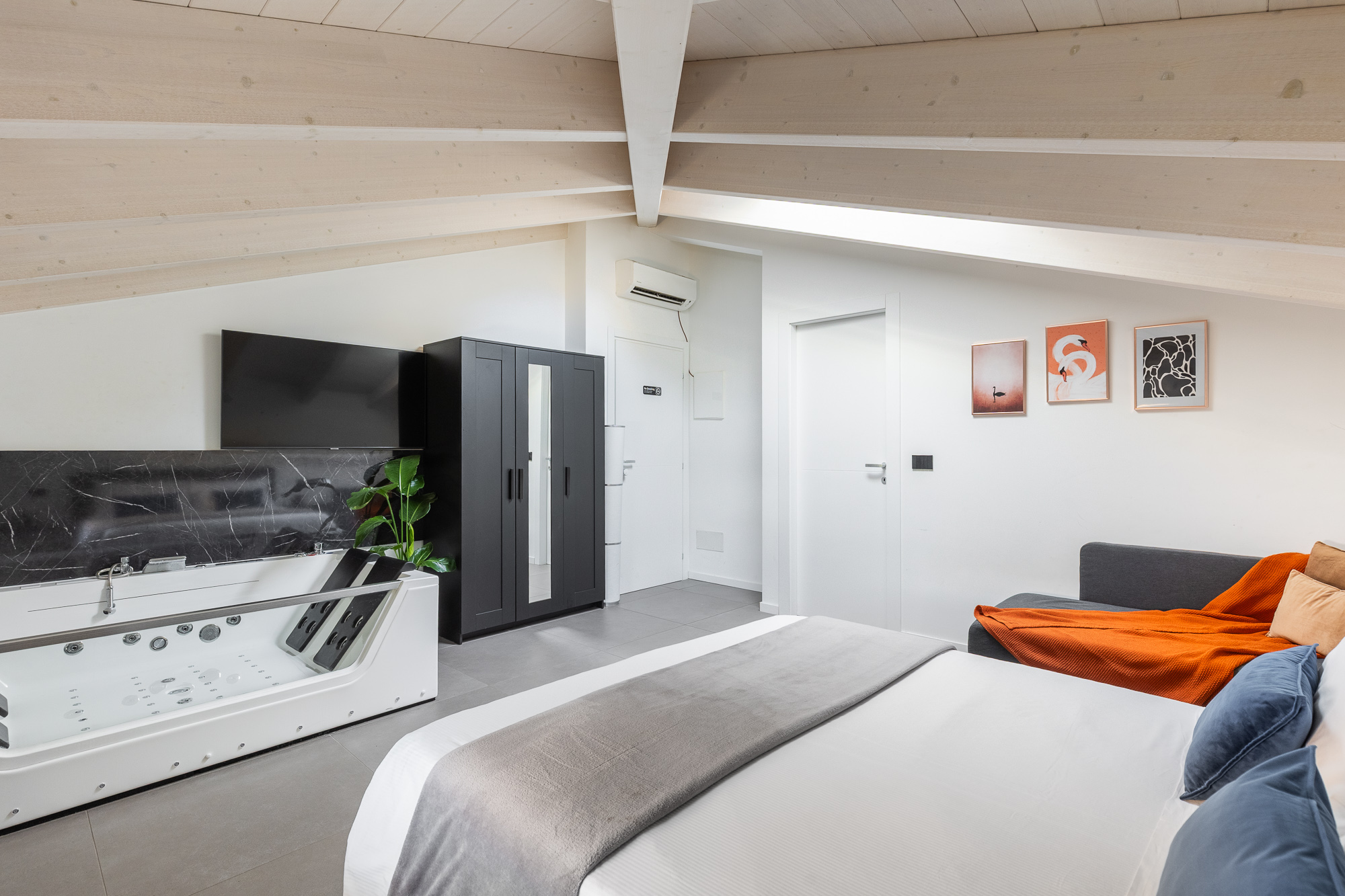 Suite 4 superior in zona ospedale Sant'Orsola - urban nest appartamenti e case vacanze a Bologna