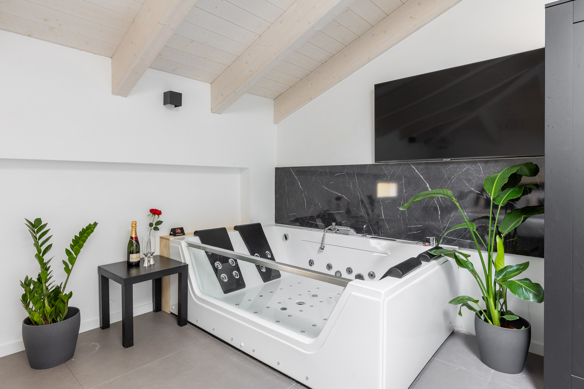 Suite 4 superior in zona ospedale Sant'Orsola - urban nest appartamenti e case vacanze a Bologna