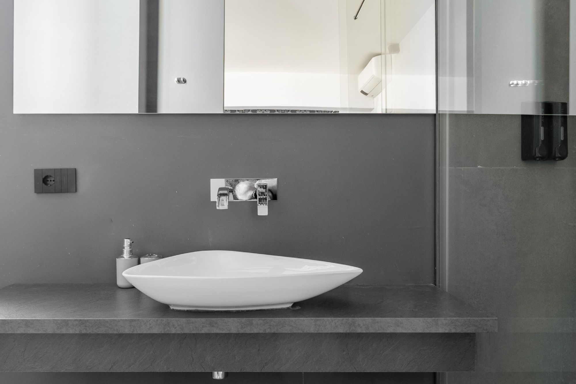 Suite 2 doppia standard in zona ospedale Sant'Orsola - urban nest appartamenti e case vacanze a Bologna