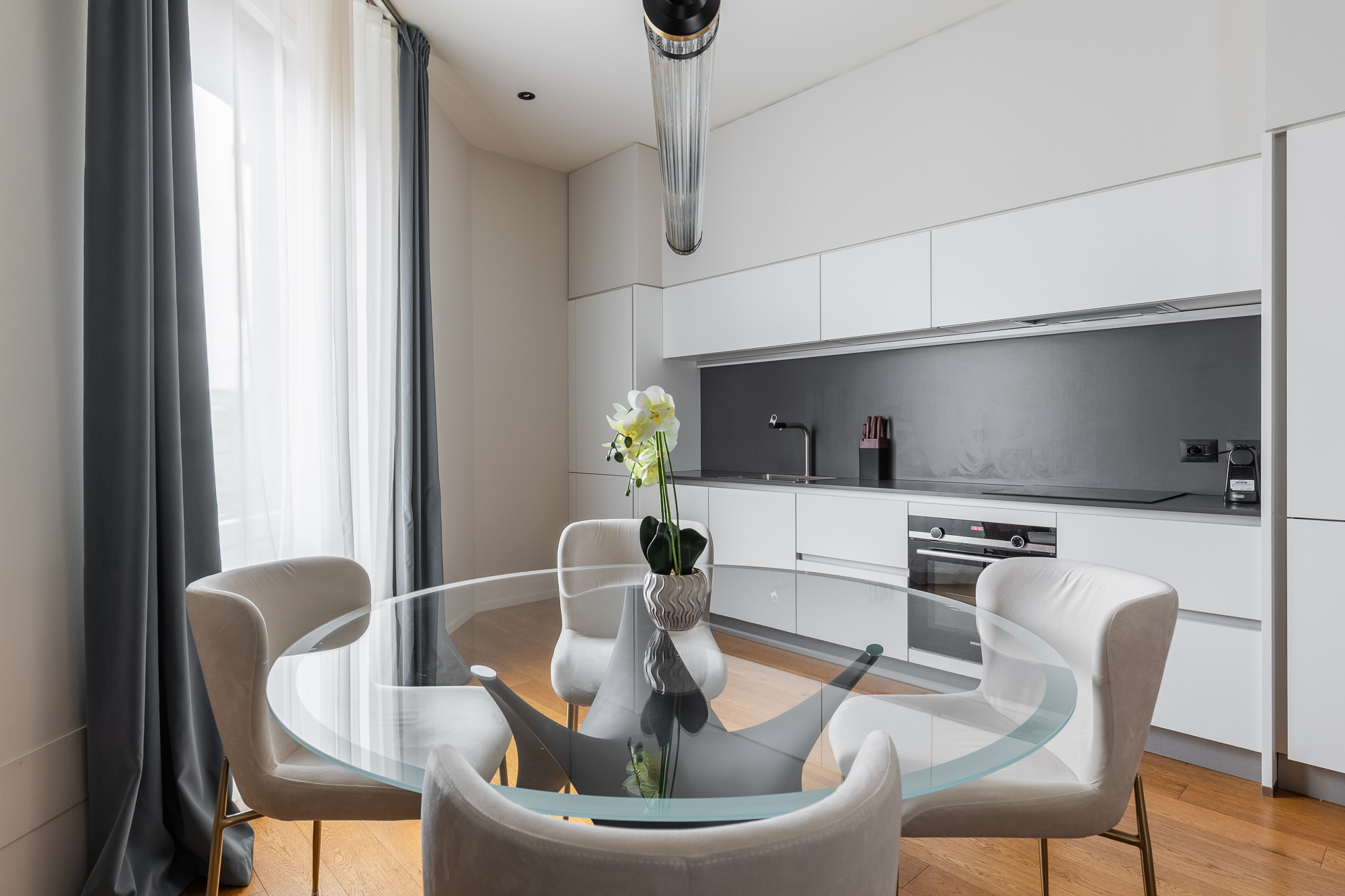 Appartamento luminoso al 3° piano a Bologna con camera da letto, bagno e zona giorno con cucina, urban nest - appartamenti e case vacanze a Bologna