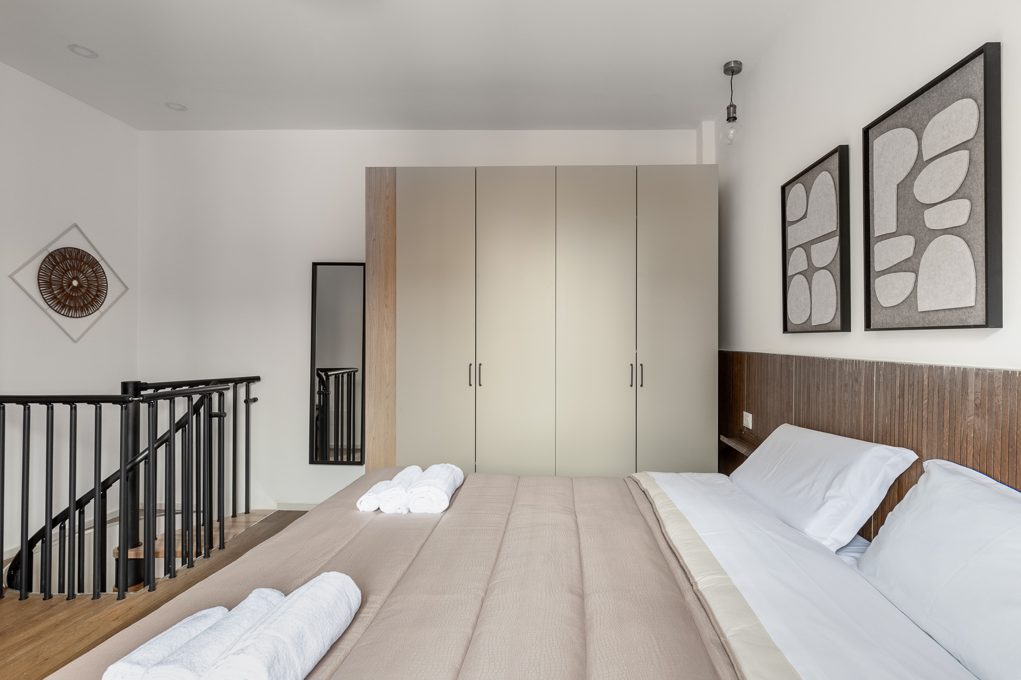 Appartamento ristrutturato zona fiera con camera matrimoniale, soggiorno con divano letto e posto auto privato urban nest - appartamenti e case vacanze a Bologna