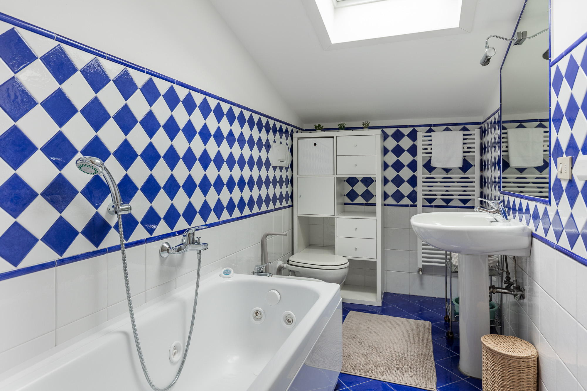 Appartamento elegante e luminoso nel centro di Bologna con camere confortevoli e ambienti moderni – Urban Nest - appartamenti e case vacanze a Bologna