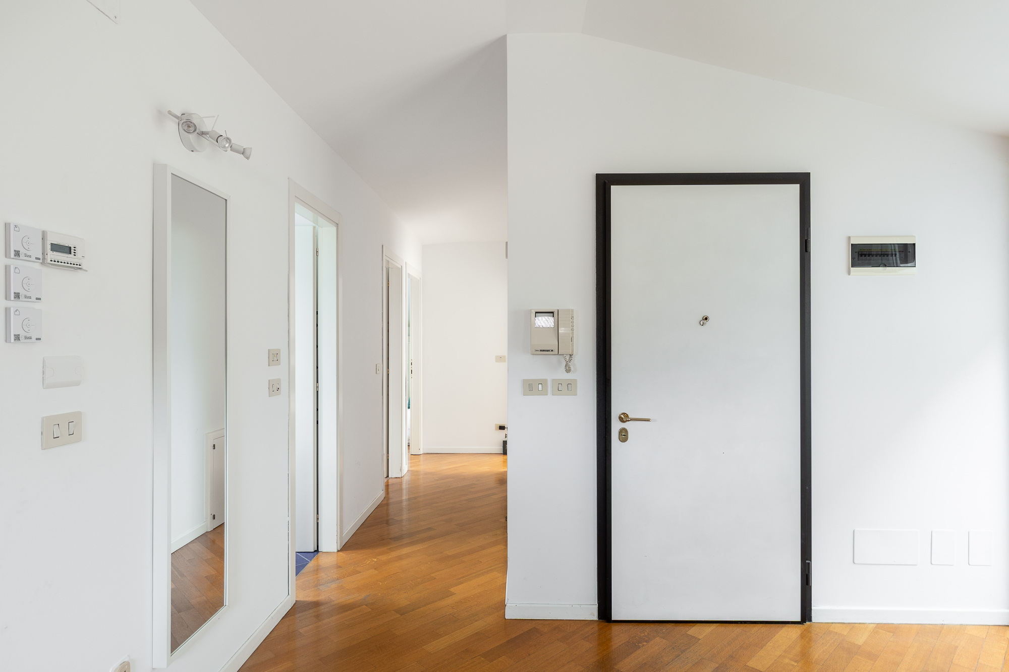 Appartamento elegante e luminoso nel centro di Bologna con camere confortevoli e ambienti moderni – Urban Nest - appartamenti e case vacanze a Bologna